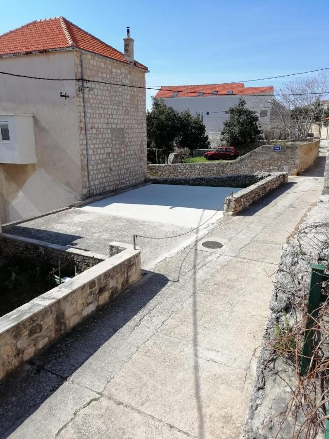 Apartments Baricevic Bol Exterior foto