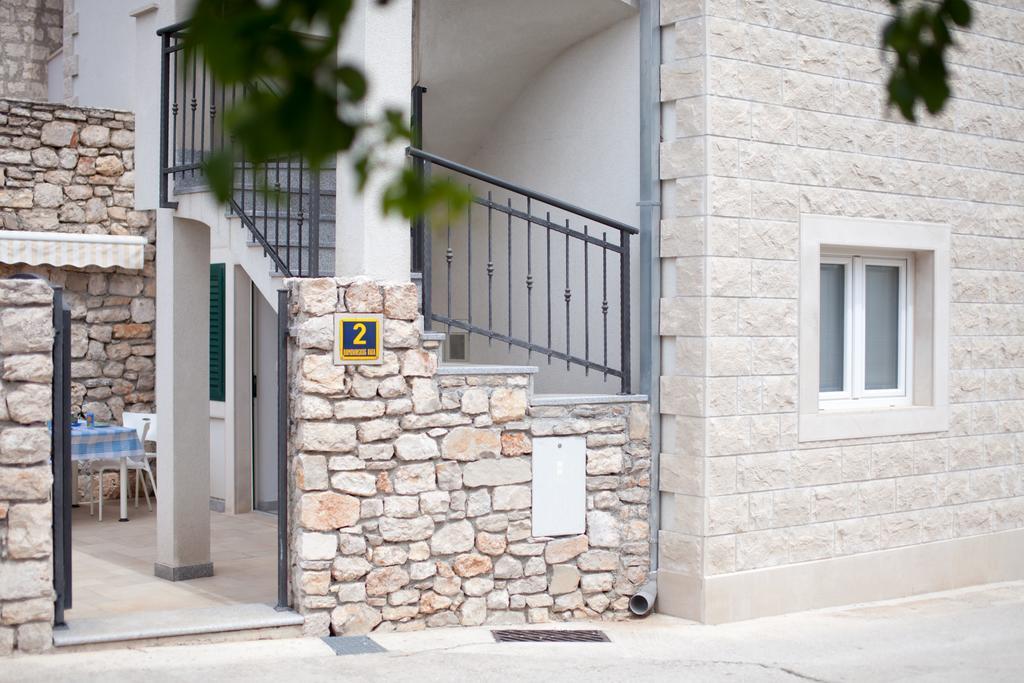 Apartments Baricevic Bol Exterior foto