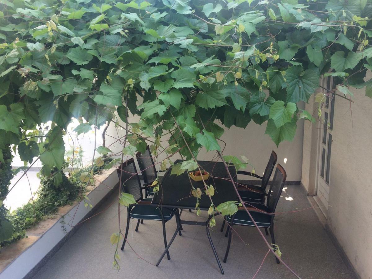 Apartments Baricevic Bol Exterior foto