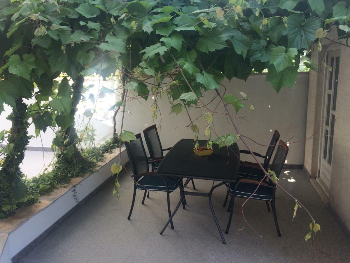 Apartments Baricevic Bol Exterior foto